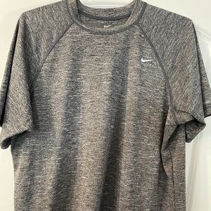 Nike Men’s XL t-shirt grey